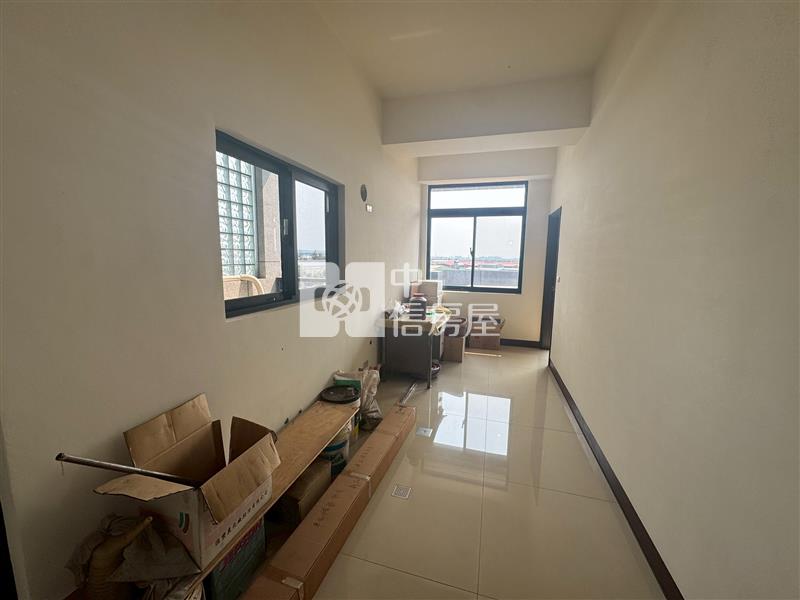 三代同堂大坪數電梯別墅房屋室內格局與周邊環境