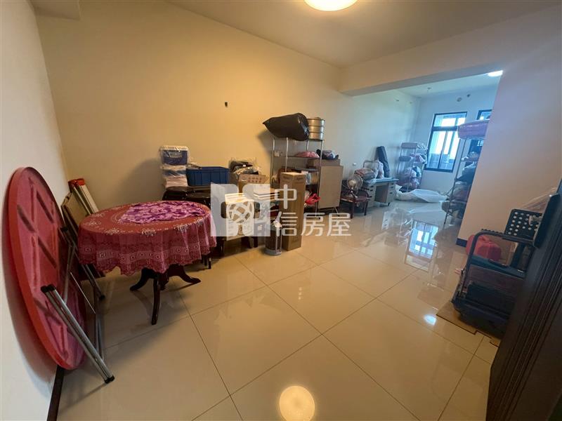 三代同堂大坪數電梯別墅房屋室內格局與周邊環境