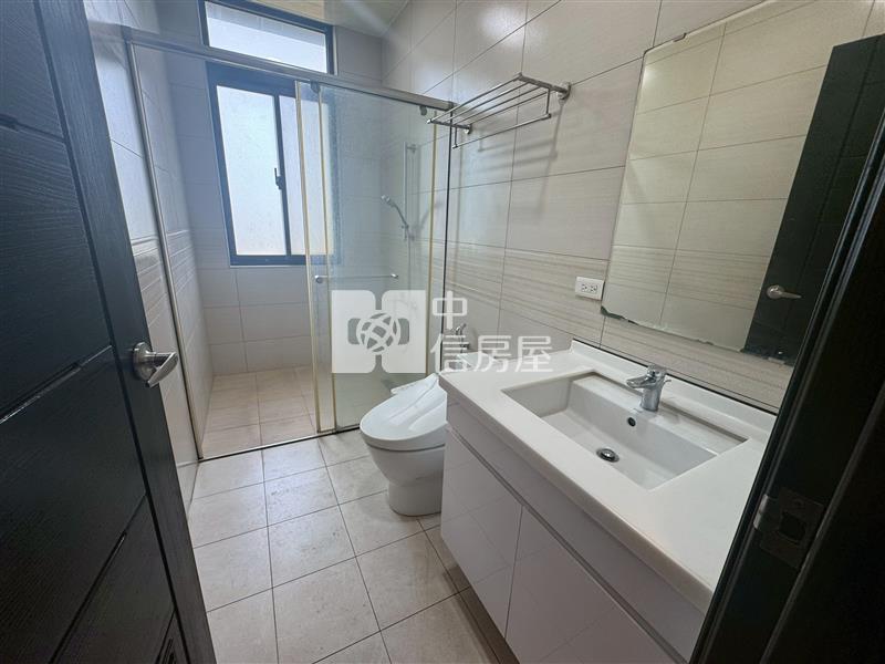 三代同堂大坪數電梯別墅房屋室內格局與周邊環境