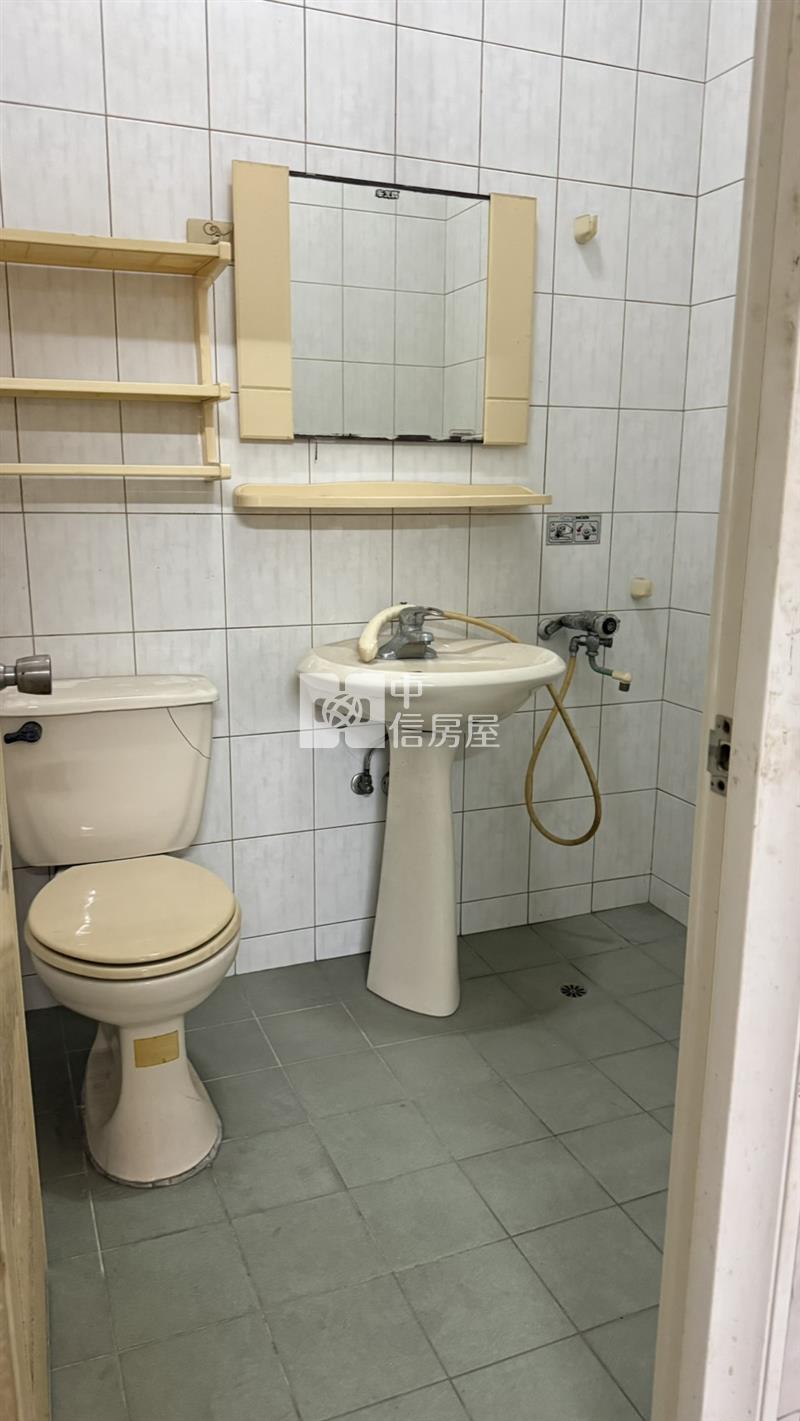 關廟國中有電梯店住房屋室內格局與周邊環境