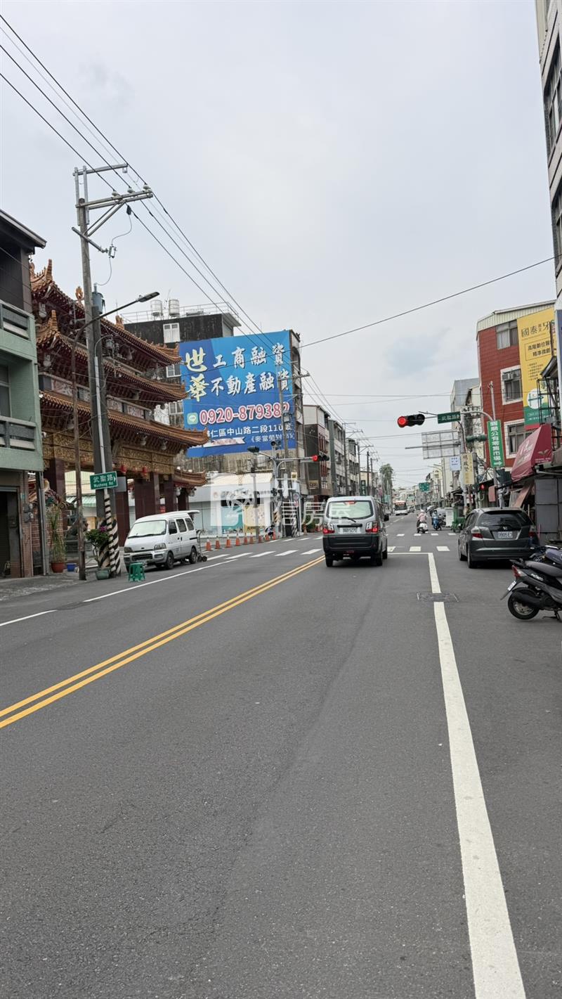 關廟國中有電梯店住房屋室內格局與周邊環境