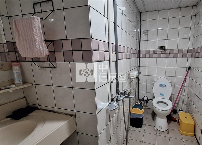 中壢火車站商辦公室房屋室內格局與周邊環境