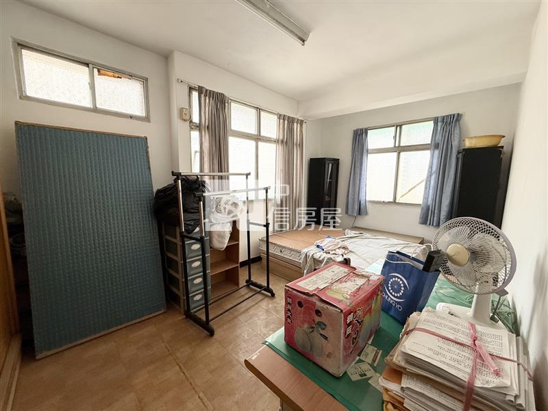 一中lalaport邊間三房採光美宅房屋室內格局與周邊環境