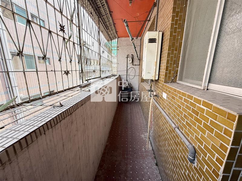 一中lalaport邊間三房採光美宅房屋室內格局與周邊環境