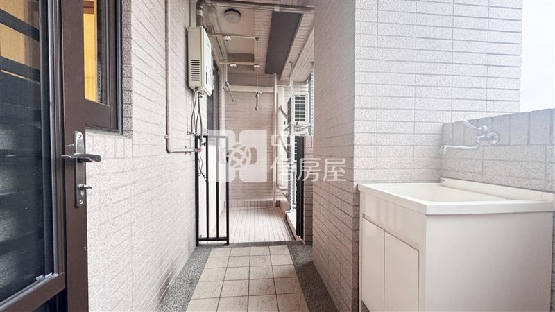 佑晟Green 1兩房平車房屋室內格局與周邊環境