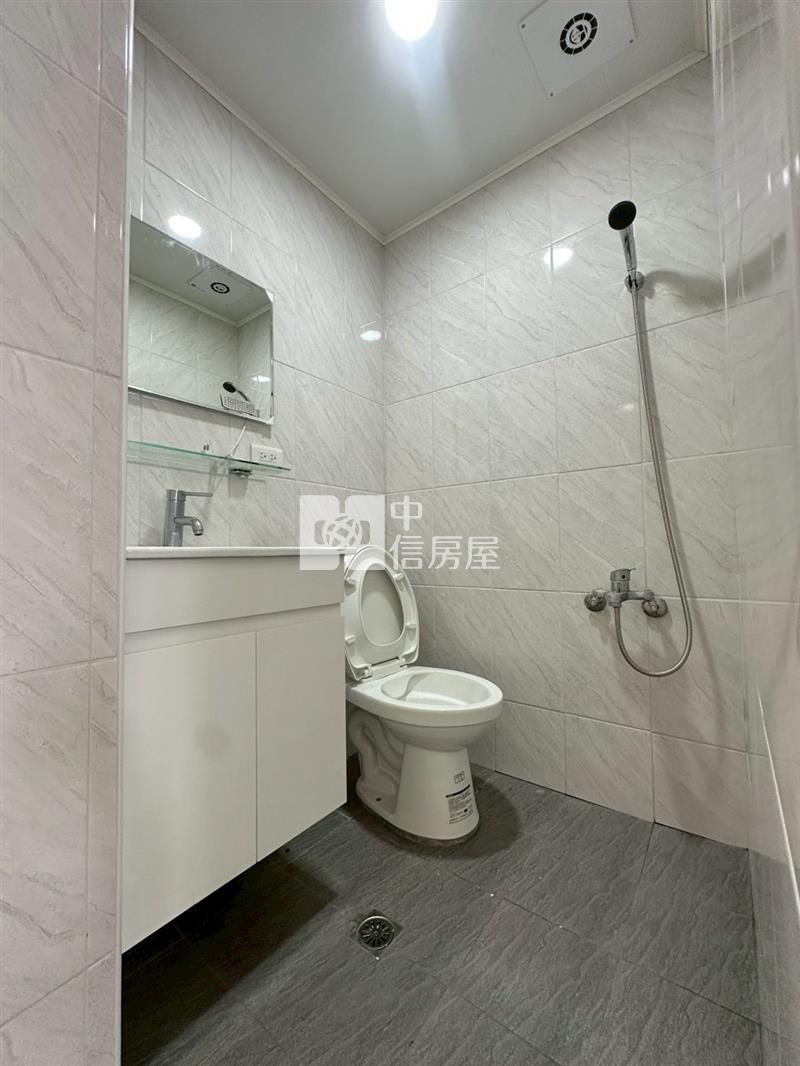 美村商圈三房高樓層景觀視野戶美廈房屋室內格局與周邊環境