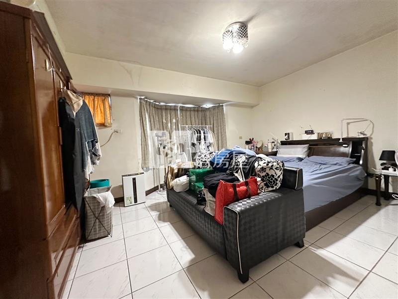 光榮國中旁3+1房電梯美廈房屋室內格局與周邊環境