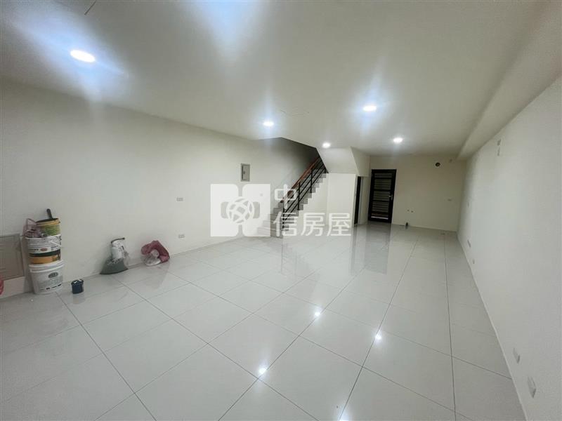 【安家】幼獅交流道整新透天(A)房屋室內格局與周邊環境