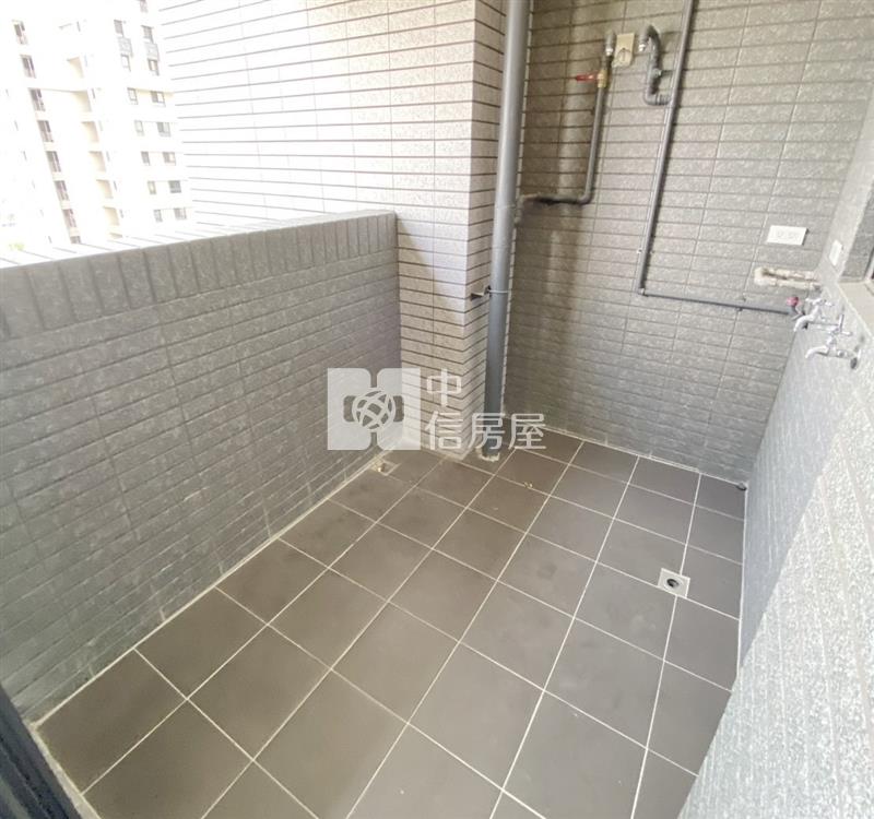 富宇世界花園2房平車房屋室內格局與周邊環境