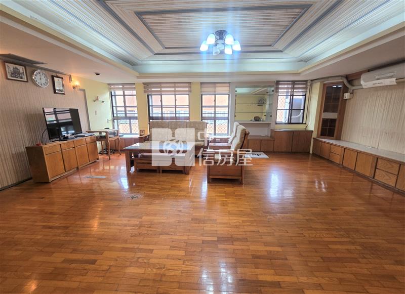 教育大學雙子星4房雙平車房屋室內格局與周邊環境