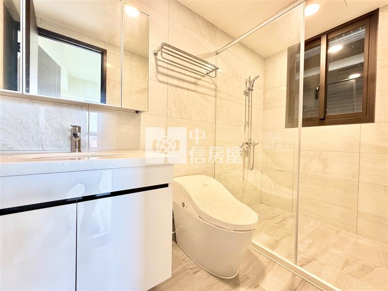 櫻花知殷4房雙平車房屋室內格局與周邊環境