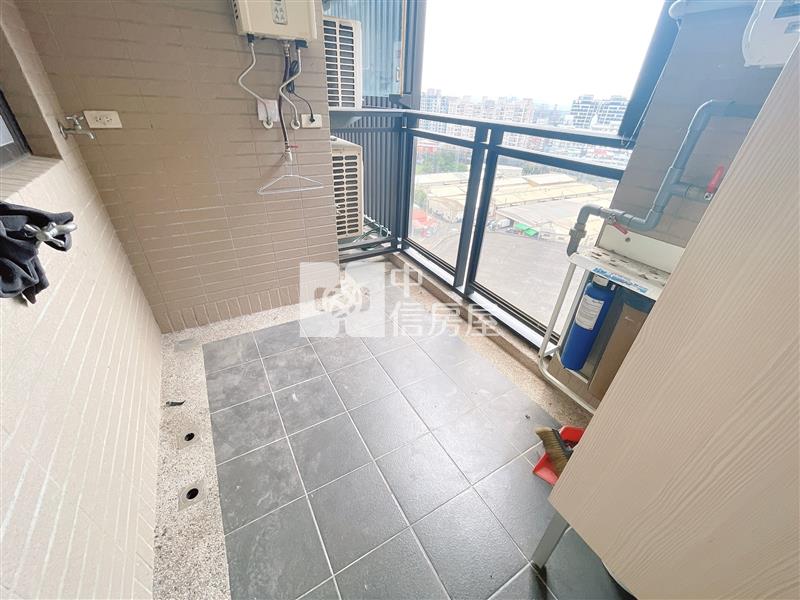 南區大慶富宇悠森學四改三平車房屋室內格局與周邊環境