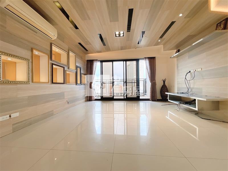 南區大慶富宇悠森學四改三平車房屋室內格局與周邊環境