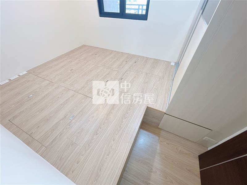 南區大慶富宇悠森學四改三平車房屋室內格局與周邊環境