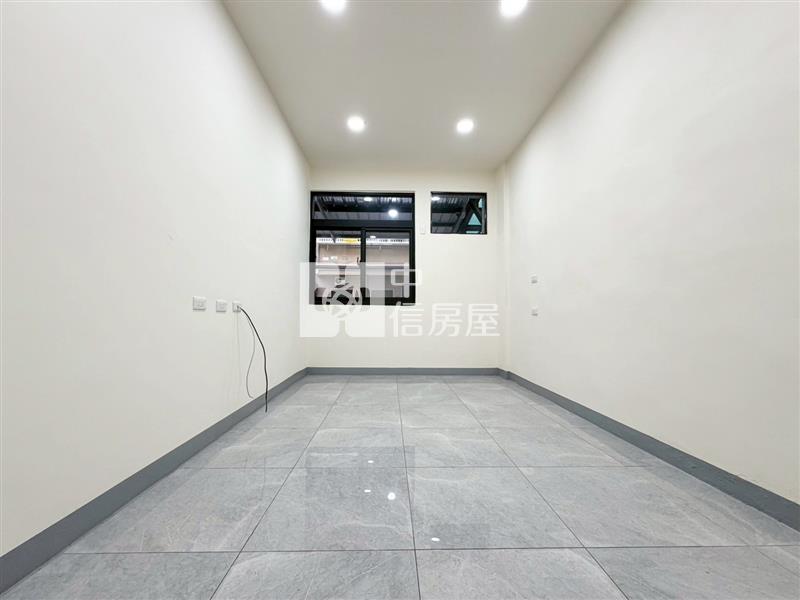 水湳重新整理四房雙車公寓房屋室內格局與周邊環境