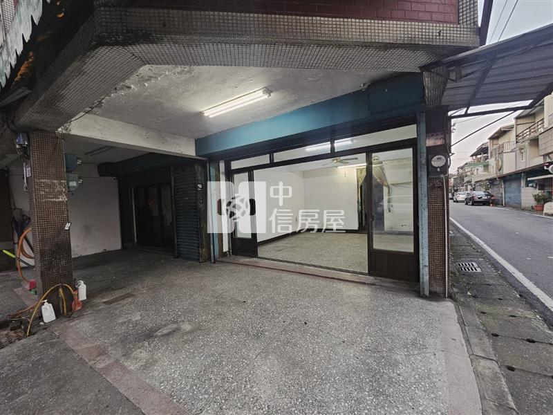 龍潭建國路邊間透天店面房屋室內格局與周邊環境