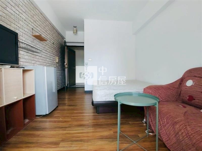 雙橡園漂亮收租套房房屋室內格局與周邊環境