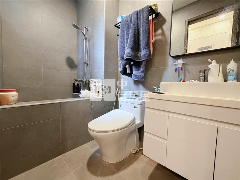 大遠百3年屋3房+超大車位房屋室內格局與周邊環境