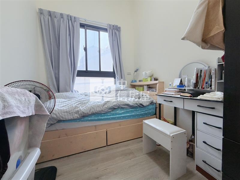 大遠百3年屋3房+超大車位房屋室內格局與周邊環境