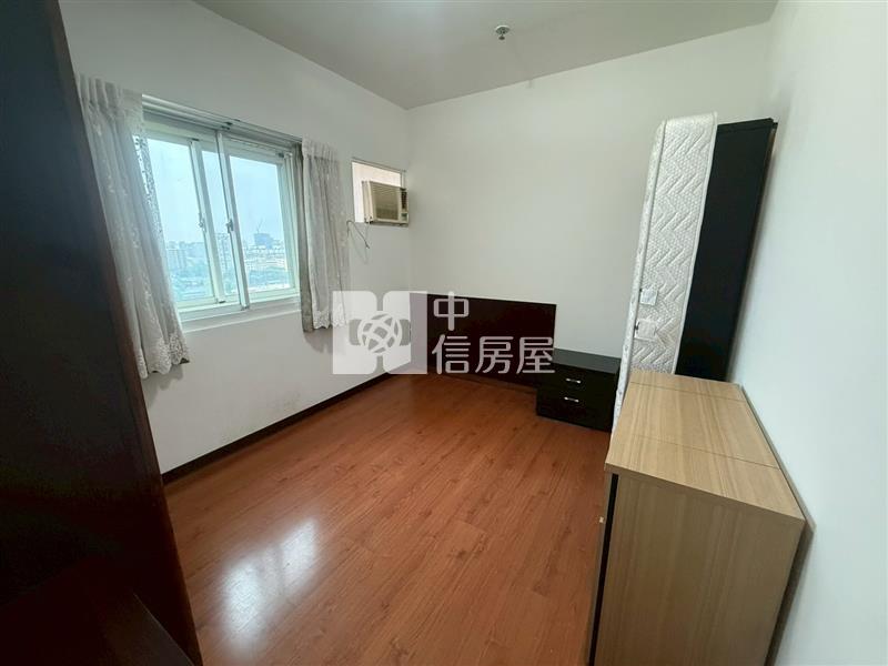 大慶夜市旁中山醫十三期震後美三房平車房屋室內格局與周邊環境