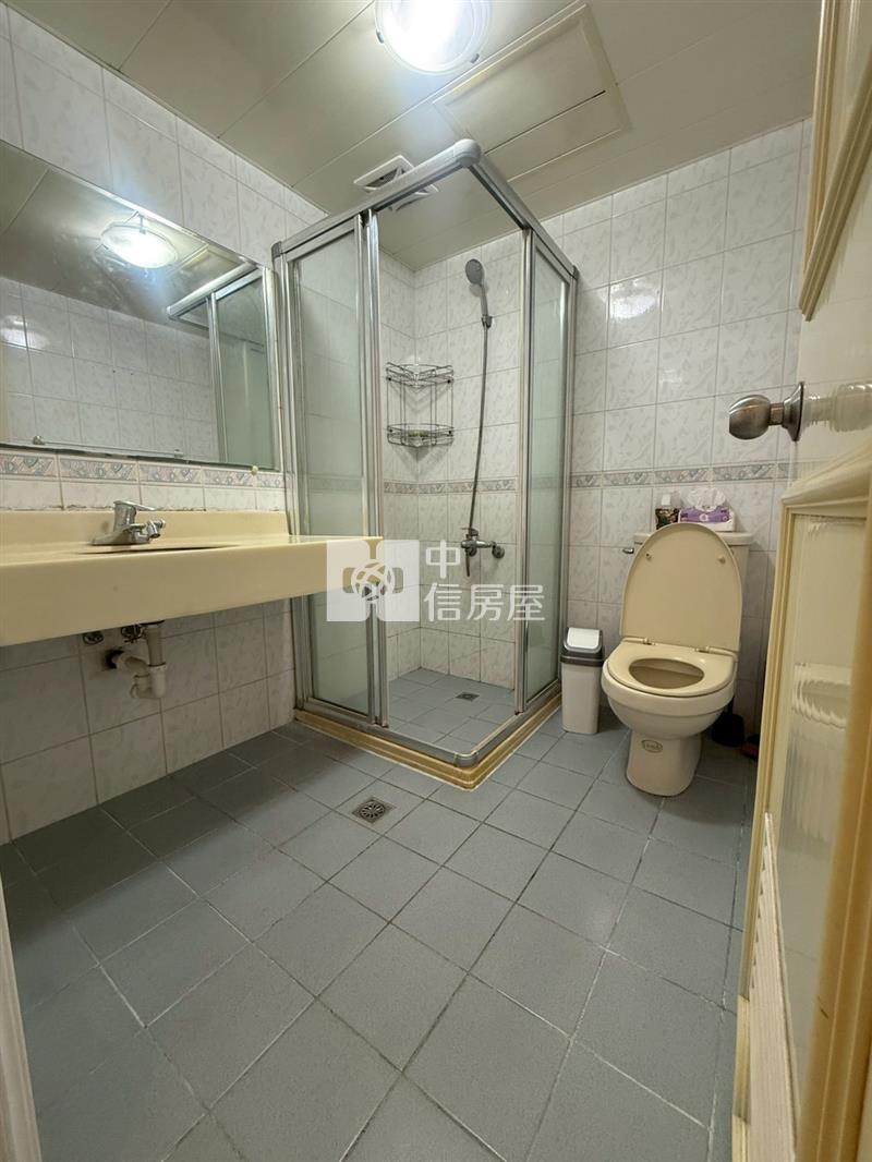 大慶夜市旁中山醫十三期震後美三房平車房屋室內格局與周邊環境