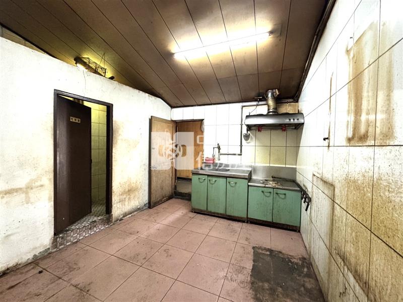 大里正15米路店面房屋室內格局與周邊環境