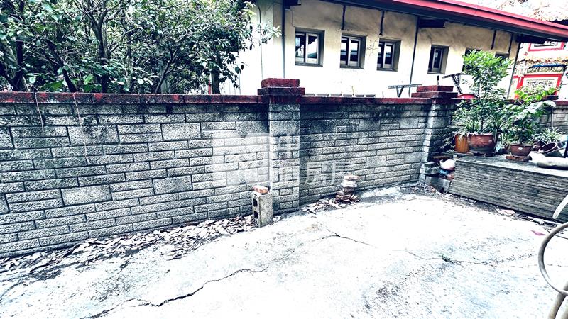 大里正15米路店面房屋室內格局與周邊環境