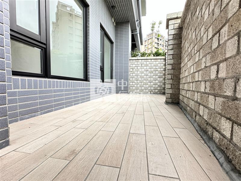 【奔馳】德億伊沐一樓住店+車位房屋室內格局與周邊環境