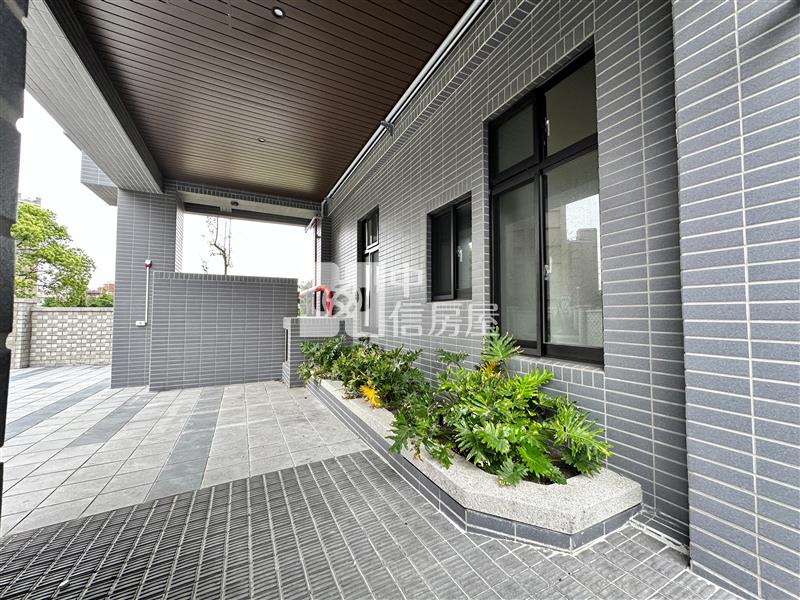 【奔馳】德億伊沐一樓住店+車位房屋室內格局與周邊環境