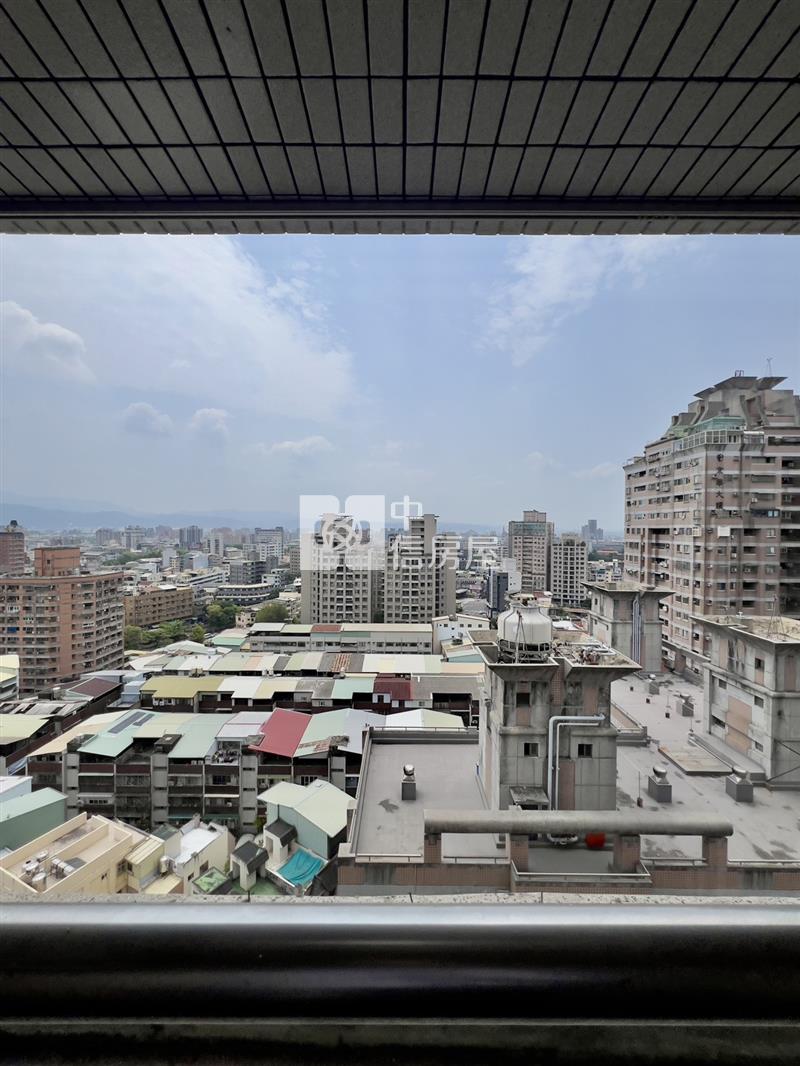 京都特區興大首選高樓視野套房房屋室內格局與周邊環境