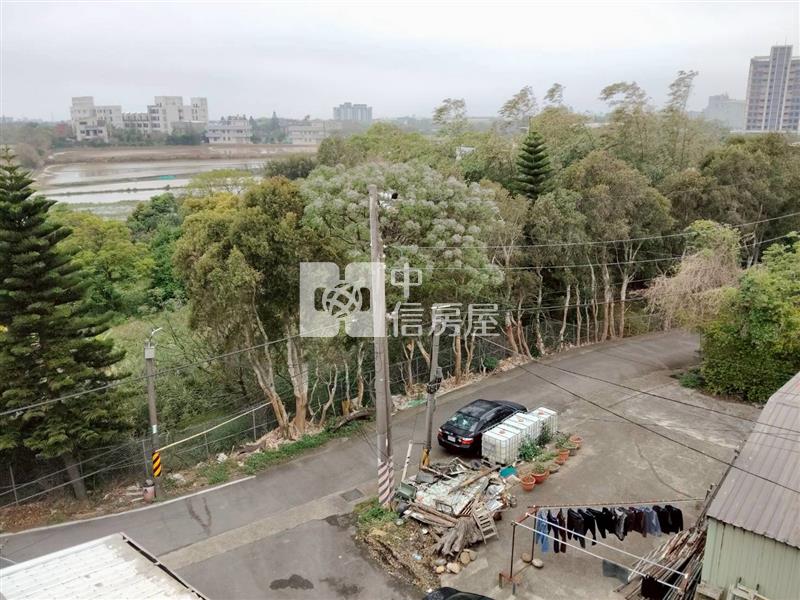 觀音忠愛莊前庭透天房屋室內格局與周邊環境