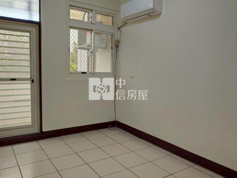 觀音忠愛莊前庭透天房屋室內格局與周邊環境