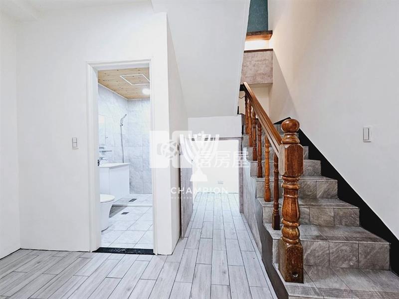 【冠軍】碇內幸福華城精美1樓+B1三房房屋室內格局與周邊環境