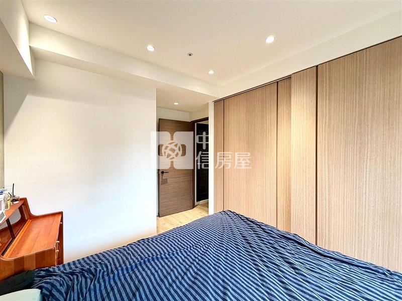 鴻邑璞真百萬裝潢 三改二房附平車房屋室內格局與周邊環境