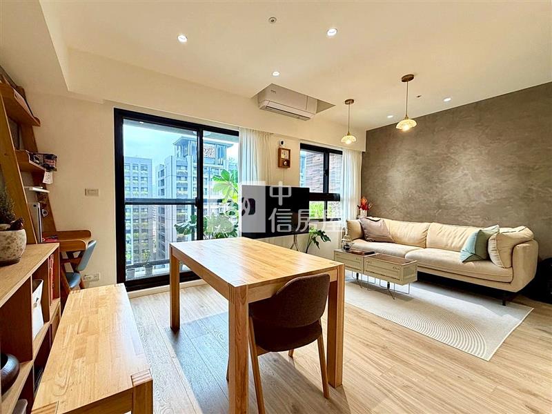 鴻邑璞真百萬裝潢 三改二房附平車房屋室內格局與周邊環境