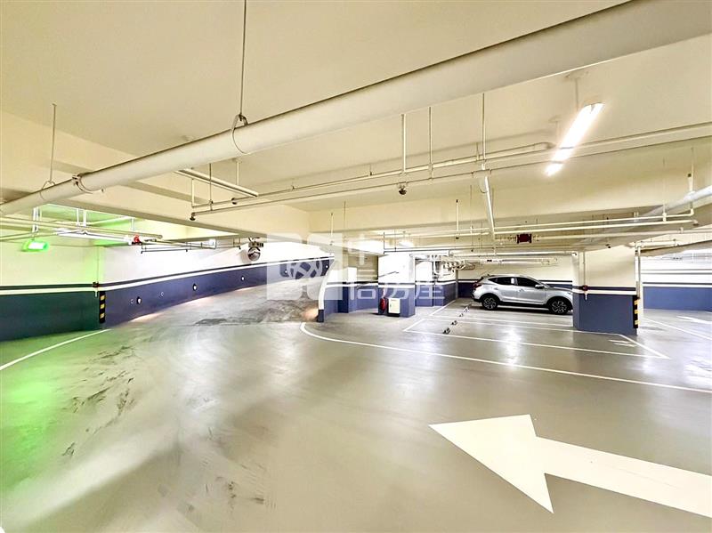 鴻邑璞真百萬裝潢 三改二房附平車房屋室內格局與周邊環境