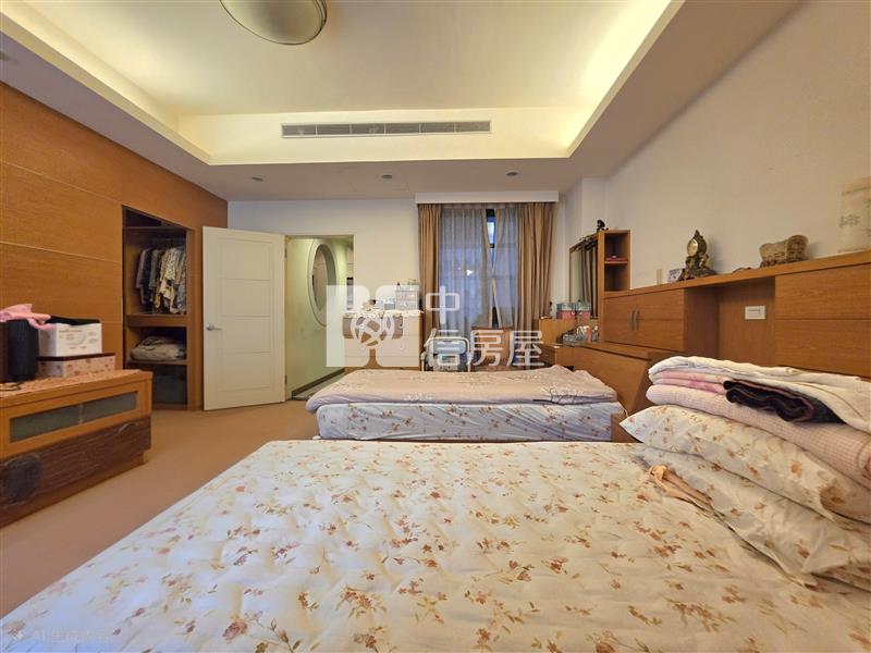 美術館靜謐電梯透天稀有釋出房屋室內格局與周邊環境