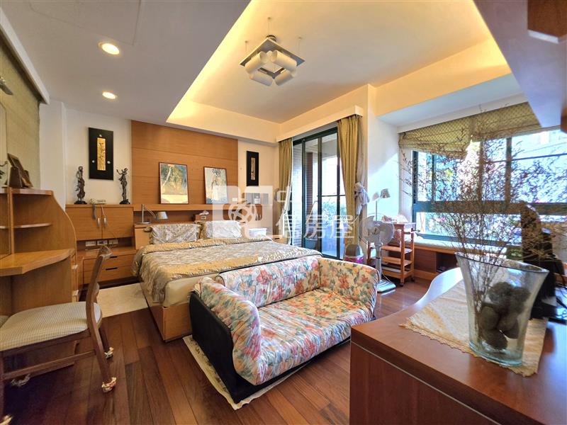 美術館靜謐電梯透天稀有釋出房屋室內格局與周邊環境