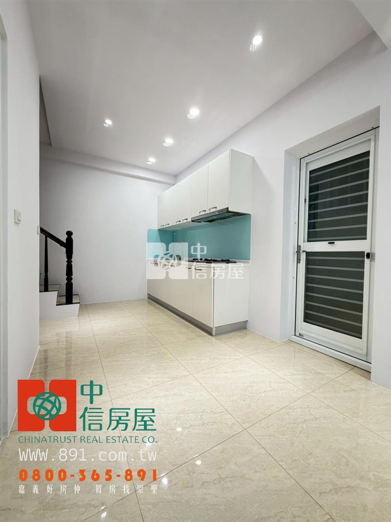 香湖公園旁全新整理透天房屋室內格局與周邊環境