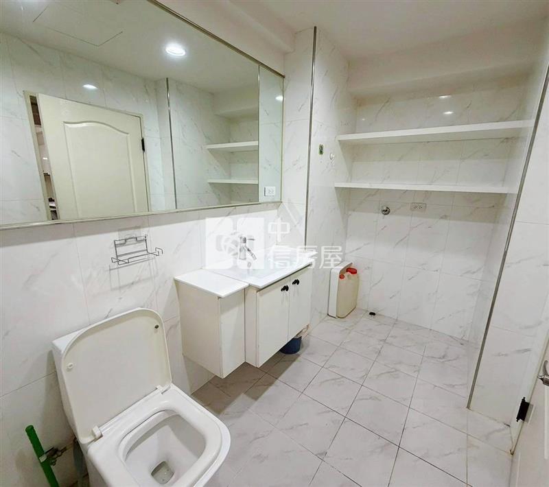 復國四季華廈3房明亮有車位房屋室內格局與周邊環境