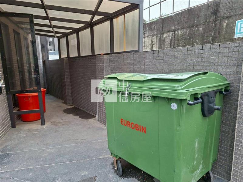 復國四季華廈3房明亮有車位房屋室內格局與周邊環境