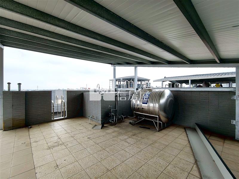 臨路角間大坪數電梯豪宅別墅房屋室內格局與周邊環境