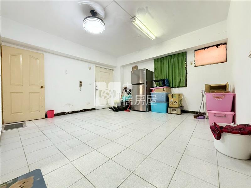 低總價3房平面車位房屋室內格局與周邊環境