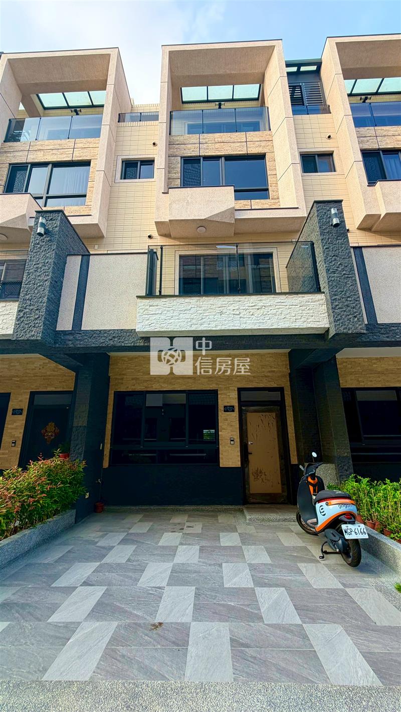 全新四房雙車電梯別墅房屋室內格局與周邊環境