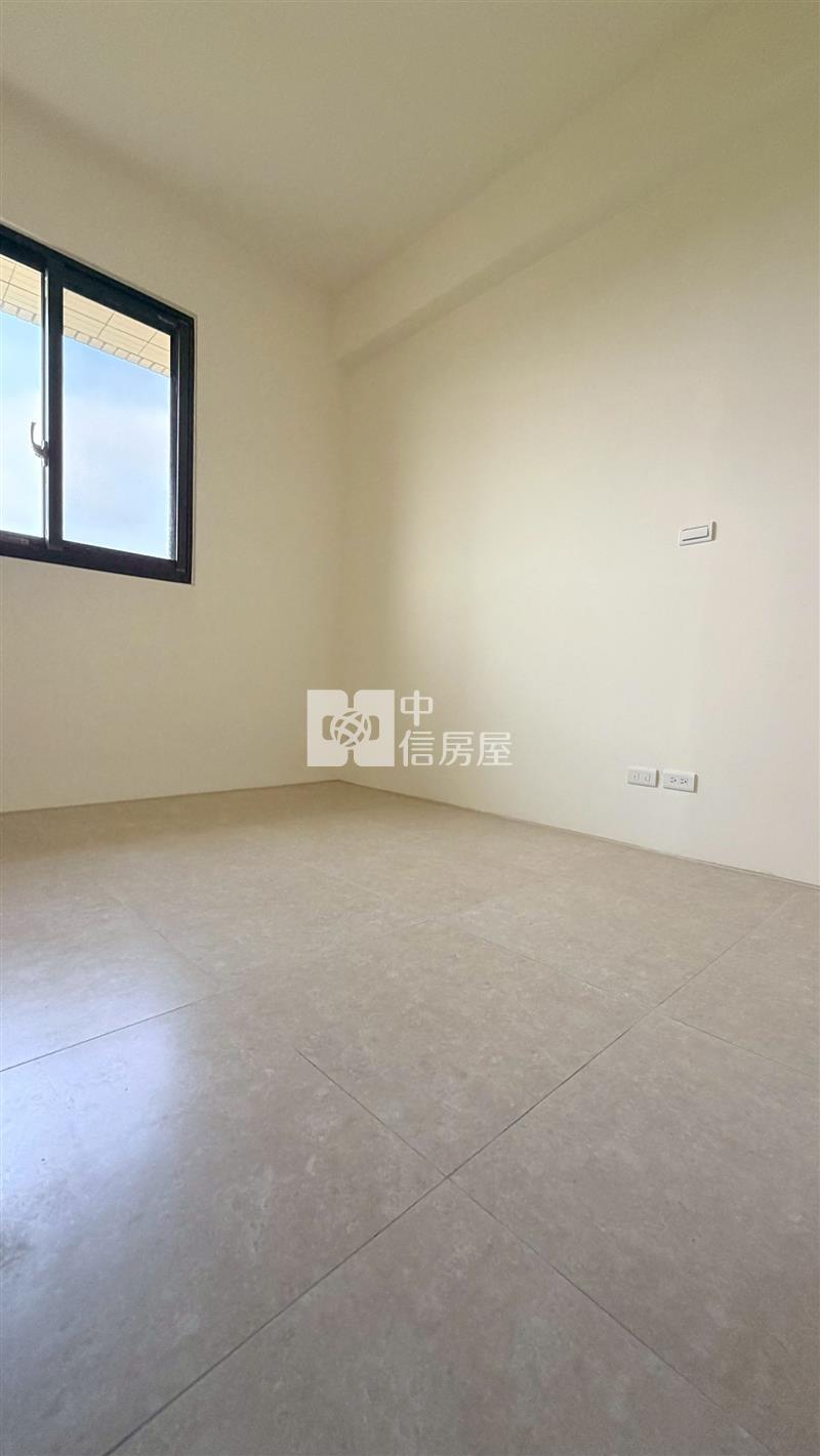 全新四房雙車電梯別墅房屋室內格局與周邊環境