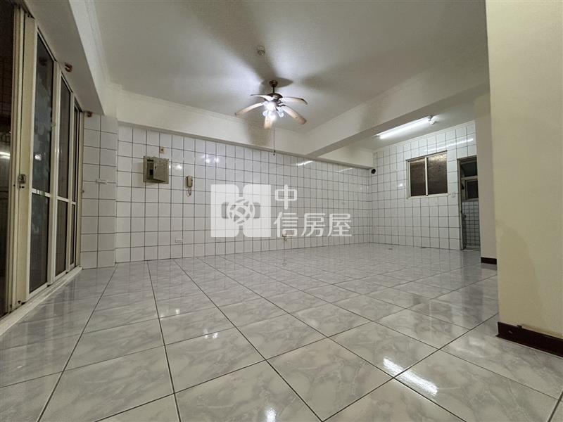 草漯十全路/電梯整新大三房房屋室內格局與周邊環境