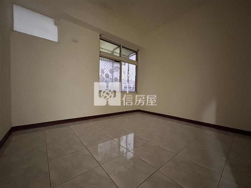 草漯十全路/電梯整新大三房房屋室內格局與周邊環境