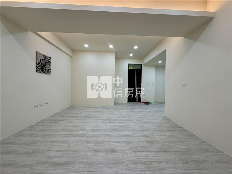 【安家】翡翠宮廷一樓2房大露臺房屋室內格局與周邊環境