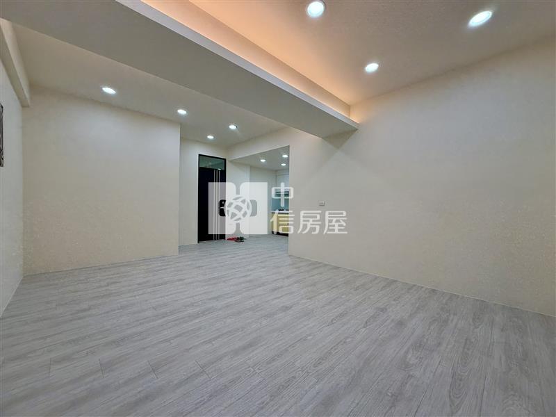 【安家】翡翠宮廷一樓2房大露臺房屋室內格局與周邊環境