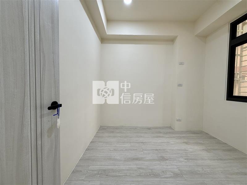 【安家】翡翠宮廷一樓2房大露臺房屋室內格局與周邊環境